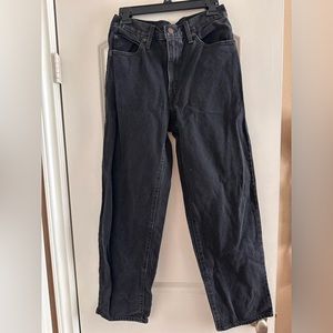 Levi’s black jeans